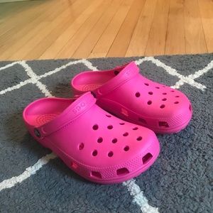 Pink crocs
